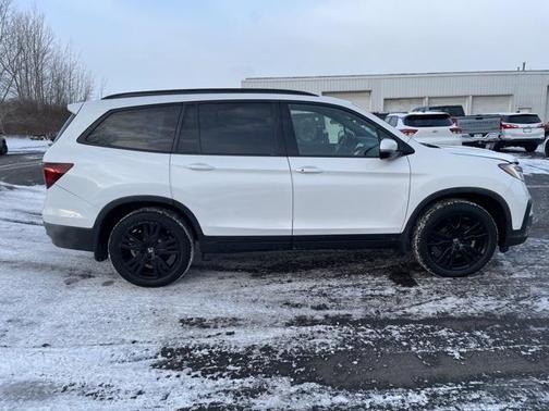 2022 Honda Pilot Black Edition