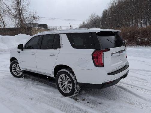 Summit White 2021 GMC Yukon SLT