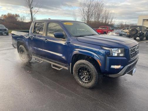 2022 Nissan Frontier SV