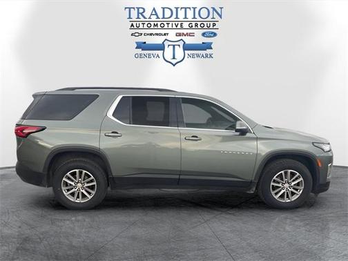 2023 Chevrolet Traverse LT Leather