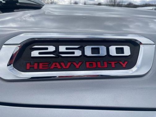 Billet Silver Metallic Clearcoat 2022 RAM 2500 Tradesman