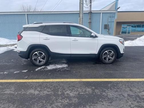 2021 GMC Terrain SLT