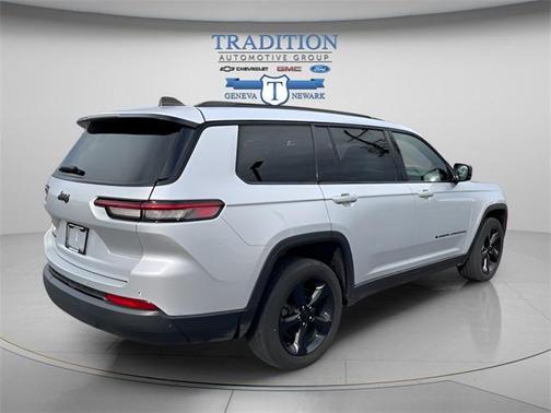 2021 Jeep Grand Cherokee L Laredo