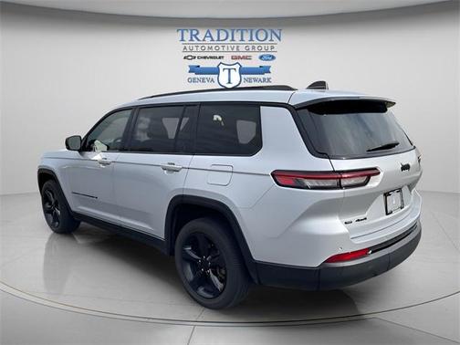 2021 Jeep Grand Cherokee L Laredo