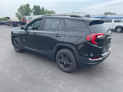 2024 GMC Terrain AT4