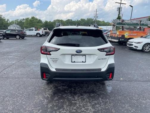 2022 Subaru Outback Premium