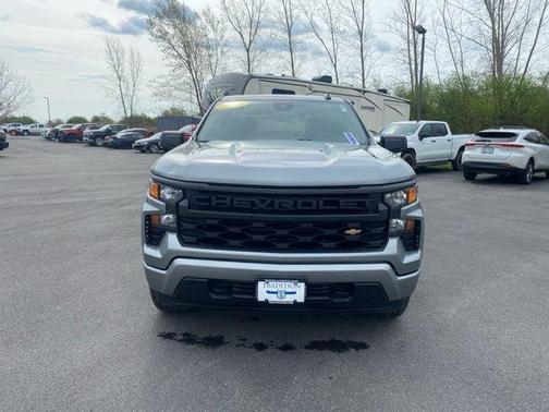 Sterling Gray Metallic 2024 Chevrolet Silverado 1500 Custom