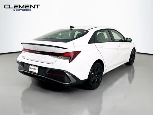 Serenity White Pearl 2026 Hyundai ELANTRA SEL Sport