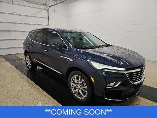 2022 Buick Enclave Essence