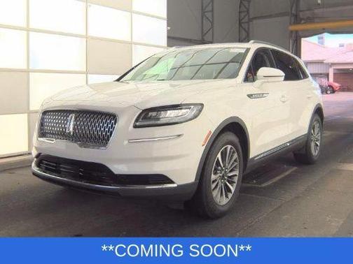 White Metallic 2022 Lincoln Nautilus Standard