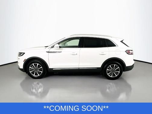 White Metallic 2022 Lincoln Nautilus Standard