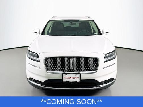 White Metallic 2022 Lincoln Nautilus Standard