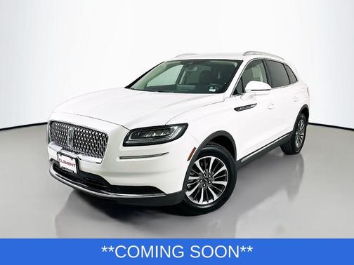 White Metallic 2022 Lincoln Nautilus Standard