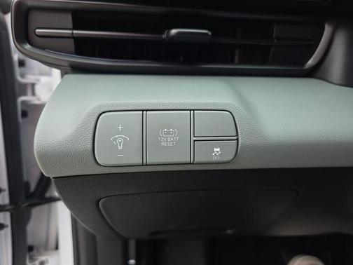 2025 Hyundai ELANTRA HEV Limited