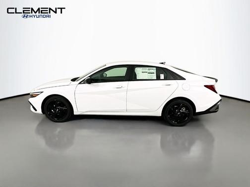 Serenity White Pearl 2026 Hyundai ELANTRA SEL Sport