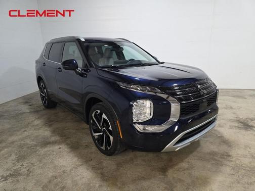 2023 Mitsubishi Outlander SEL Black Edition