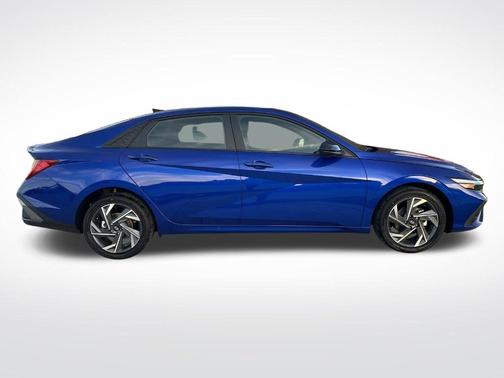 2025 Hyundai Elantra HEV Blue