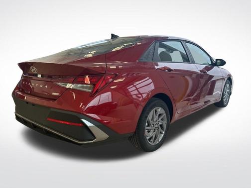 2025 Hyundai Elantra HEV Blue