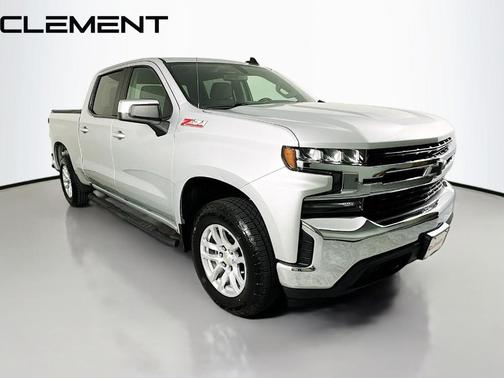 Silver Ice Metallic 2021 Chevrolet Silverado 1500 LT