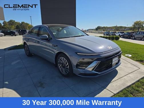 2026 Hyundai SONATA Hybrid Limited