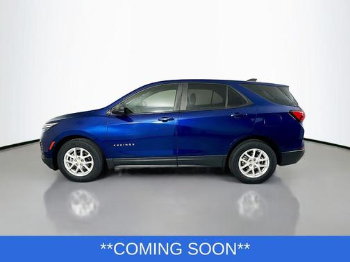 Blue Glow Metallic 2022 Chevrolet Equinox LS