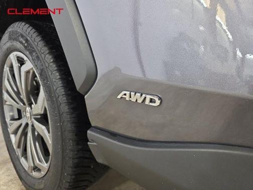 2022 Toyota RAV4 Hybrid XLE Premium