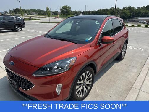 2020 Ford Escape Titanium Hybrid