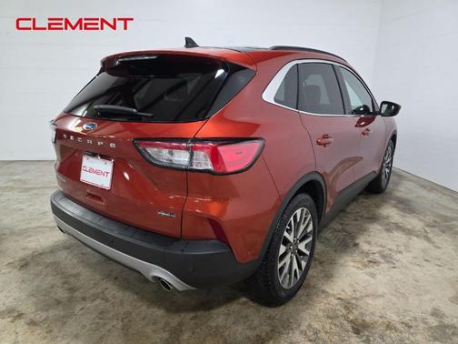 2020 Ford Escape Titanium Hybrid