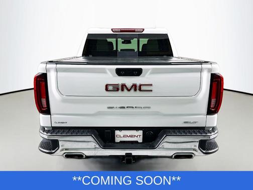 White 2022 GMC Sierra 1500 SLT