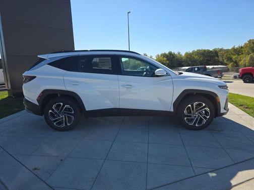 2025 Hyundai TUCSON Hybrid Limited