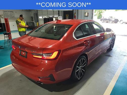 2022 BMW 330 i xDrive