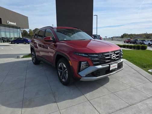 2026 Hyundai TUCSON SEL