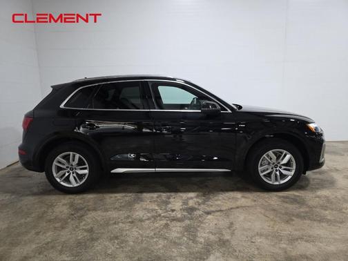 2022 Audi Q5 45 S line quattro Premium