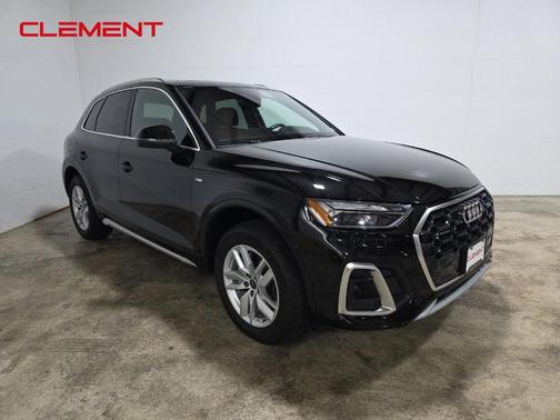 2022 Audi Q5 45 S line quattro Premium