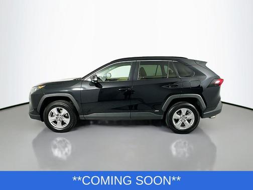 2022 Toyota RAV4 Hybrid LE