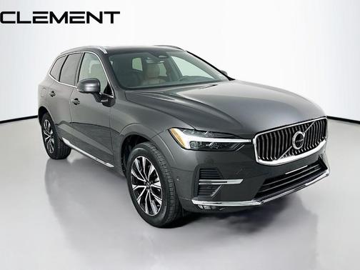 2023 Volvo XC60 B5 Plus Bright Theme