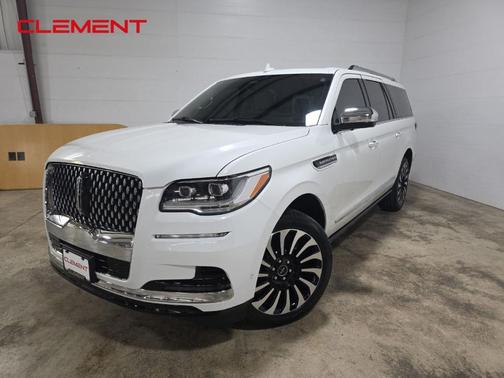 2022 Lincoln Navigator L Black Label