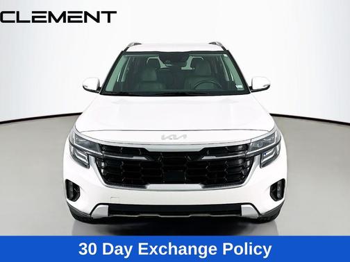 Snow White Pearl 2024 Kia Seltos SX