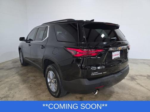 2022 Chevrolet Traverse LT Cloth