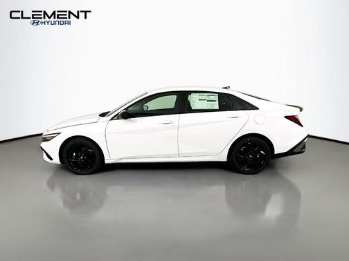 Serenity White Pearl 2026 Hyundai ELANTRA SEL Sport