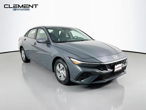 Gray 2026 Hyundai ELANTRA SE
