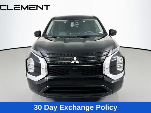 2024 Mitsubishi Outlander ES