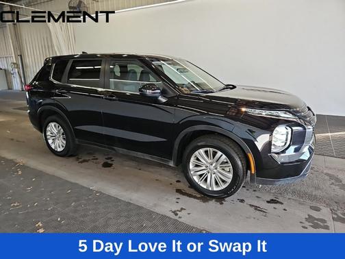 2024 Mitsubishi Outlander ES