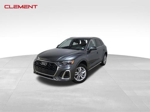 2022 Audi Q5 45 S line quattro Premium
