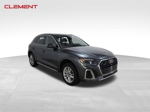 2022 Audi Q5 45 S line quattro Premium