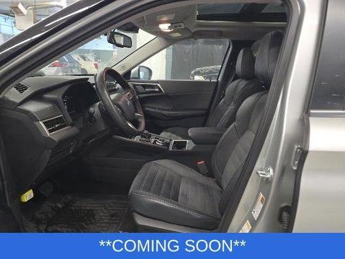 2024 Mitsubishi Outlander SE Black Edition