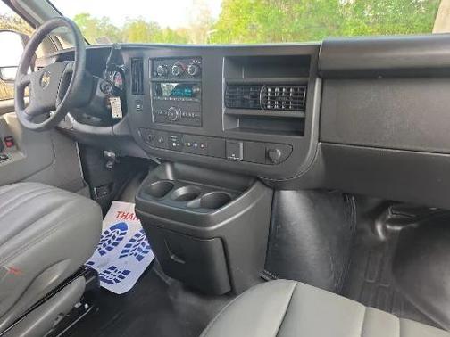 2025 Chevrolet Express 2500 RWD 2500 Regular Wheelbase WT