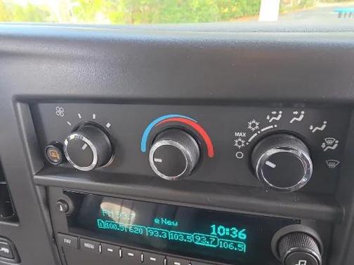 2025 Chevrolet Express 2500 RWD 2500 Regular Wheelbase WT