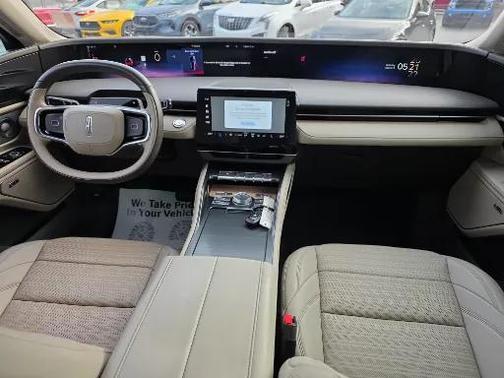 2024 Lincoln Nautilus Reserve