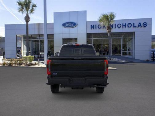 2025 Ford F-350 Platinum